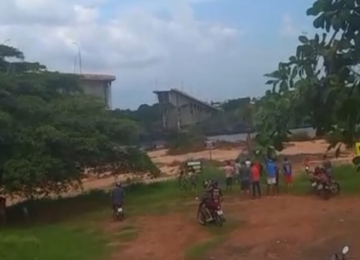 Ponte que liga Tocantins a Maranhão desaba sobre rio; confira