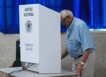 POSSO SER AUXILIADO PARA VOTAR?