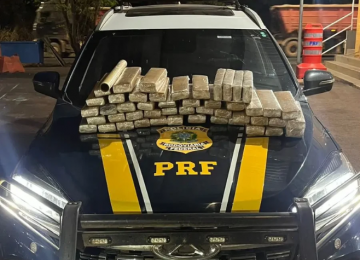 PRF apreende 52kg de maconha durante abordagem na BR-060, em Rio Verde