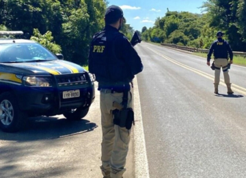 Rodovias de Goiás registraram 33 acidentes com dois mortos em seis dias, afirma PRF