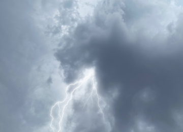 Rio Verde fica em 2º lugar com maior número de raios registrados em Goiás em 2025