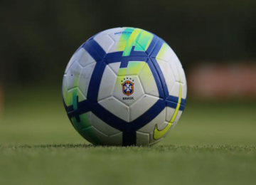 RJ define ponto facultativo nesta quarta-feira (17) devido a partidas de Flamengo e Vasco