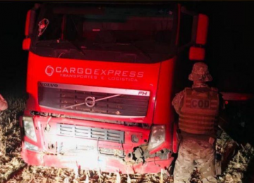 Caminhão furtado em Santa Catarina é recuperado por COD no Sudoeste goiano 
