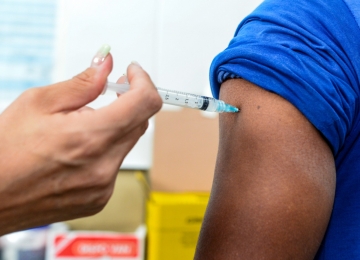 Rio Verde está com Campanha de vacinação contra a Gripe H1N1 paralela a da Covid