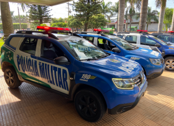 Homem é preso após agredir mulher com pedaço de pau e ameaçá-la com punhal