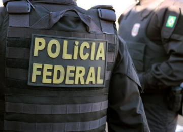 Polícia Federal desarticula quadrilha que vendia diplomas falsos em operação nacional
