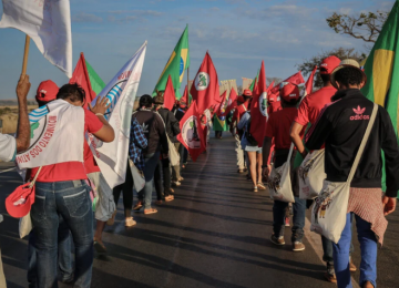MST acusa governo de inflar dados de reforma agrária e rompe com ministro Paulo Teixeira