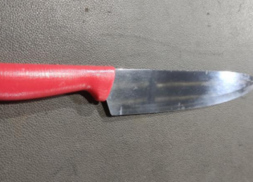 Homem ameaça matar clientes com faca em comércio e é detido pela Polícia Militar