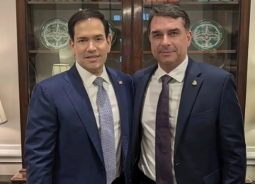 Advogado ligado a Trump afirma que Marco Rubio articulou saída de Flávio Bolsonaro do Brasil