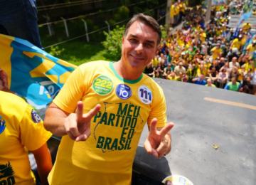 Flávio se declara 