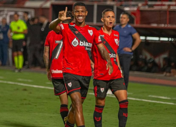 Atlético Goianiense vira e bate Avaí no fechamento da 26ª rodada da série B
