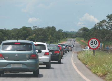 Neste fim de ano, 41% das pessoas pretendem viajar de carro