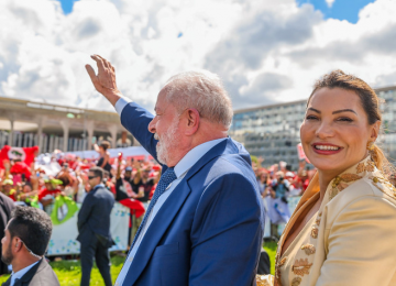 Lula perde popularidade no Nordeste, a região com maior aprovação, aponta Quaest