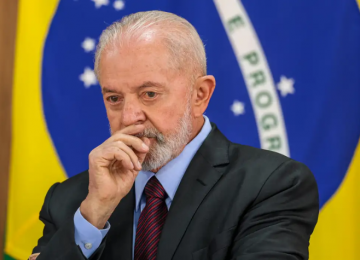 Pé-de-Meia: pedido de impeachment contra Lula ultrapassa 100 assinaturas