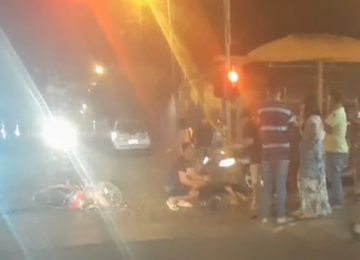 Motorista faz conversão proibida e colide com motocicleta na avenida Coronel Vaiano 