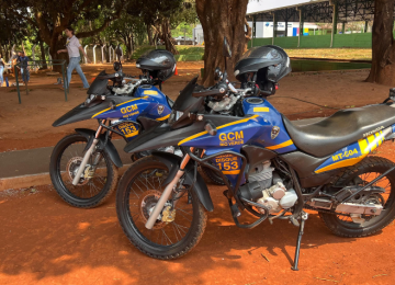 GCM Motos recupera celular furtado e prende dois envolvidos, mãe e filho 