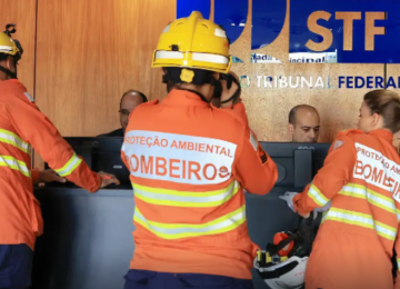 Sala do STF afetada por princípio de incêndio é vistoriada pelo Corpo de Bombeiros