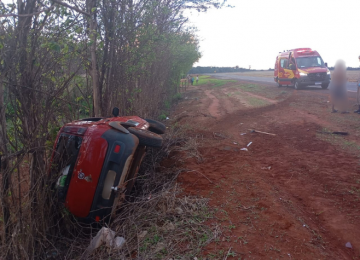 Corpo de Bombeiros socorreu vítimas de capotamento na GO-333 à 15 km de Rio Verde