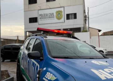 Mulher é presa após ameaçar e agredir a própria mãe em Rio Verde