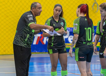 Resenhas embarca para Santa Catarina onde enfrenta Leoas da Serra pela Liga Feminina de Futsal