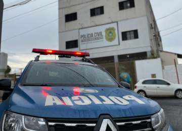 Homem detido por importunação sexual teria oferecido dinheiro e gasolina para crianças 