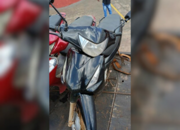 Homem é detido após desacatar policiais durante bloqueio no bairro Liberdade, em Rio Verde