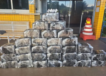 PRF intercepta caminhão com 352 kg de cocaína e carga teria como destino Rio Verde