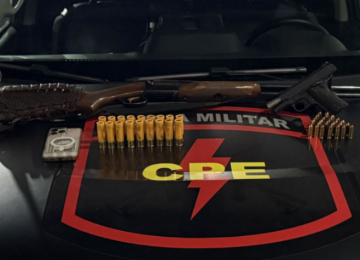 CPE Rio Verde prende indivíduo por porte ilegal de arma de fogo de uso restrito no DIMPE