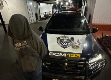 Homem é preso pela GCM após tentar furtar carne e desodorante em comércio