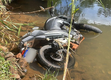 Polícia Civil prende dupla suspeita de roubar motocicleta em Rio Verde