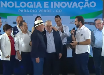 Prefeito de Rio Verde destaca parceria entre UniRV e município durante visita de Lula ao HMU