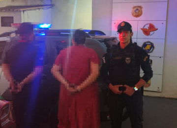 Filhote é achado morto no lixo e casal é preso por suspeita de maus-tratos em Rio Verde