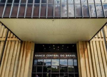 Crédito mais caro: Copom eleva Selic para 13,25% ao ano e impacta financiamentos