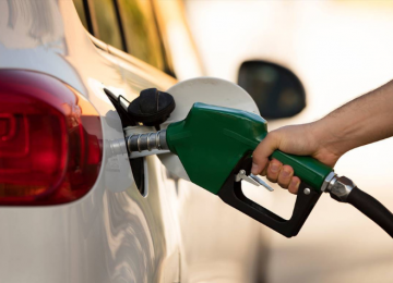 Gasolina cai só 0,78% em junho, mesmo após reajuste de 5,6% da Petrobras