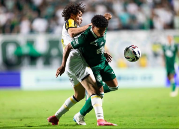 Goiás tropeça em casa e deixa a liderança da série B