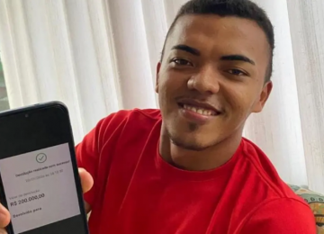 Estudante em Goiânia recebe PIX de R$ 200 mil por erro e devolve valor a empresário