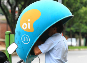 Orelhões têm data para sair de cena e devem desaparecer das ruas até 2028