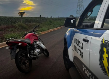 Adolescente é flagrado pela Força Tática empinando moto em racha no Setor Presidente Lincoln