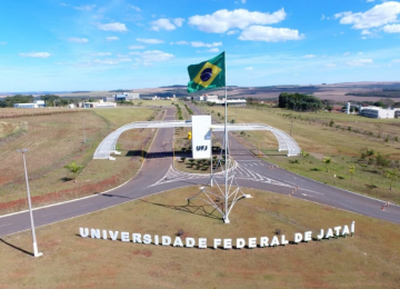 Docentes das Universidades Federais de Goiás decidem entrar em greve a partir de terça-feira