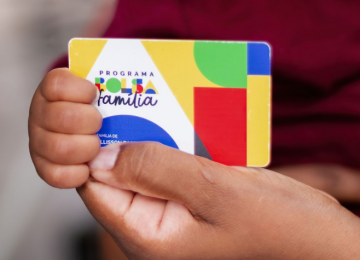 Projeto propõe 13º salário para beneficiários do Programa Bolsa Família