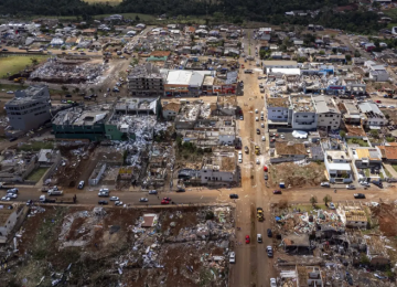 Sobe para sete o número de mortos em passagem de ciclone no Sul