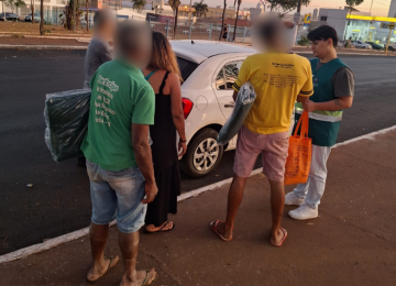 Assistência Social de Rio Verde entrega cobertores e oferece abrigo a moradores de rua