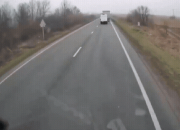 Acidente registrado em vídeo na Romênia mata sete torcedores a caminho de jogo de futebol