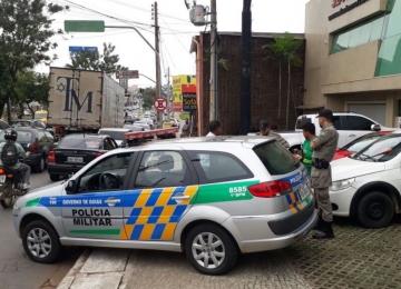 PM recaptura foragido por roubo no setor Santa Luzia em Rio Verde