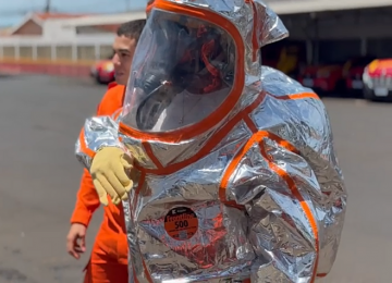 Treinamento simula emergência química e reúne bombeiros e empresas em Rio Verde