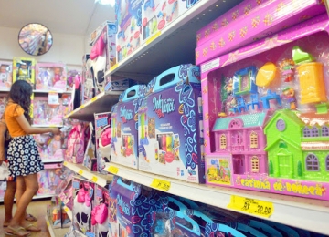 Acieg afirma que vendas do varejo no Dia das Crianças superaram as expectativas