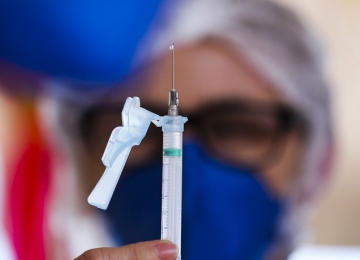 Vacina brasileira contra a covid-19 deve ficar pronta em 9 meses