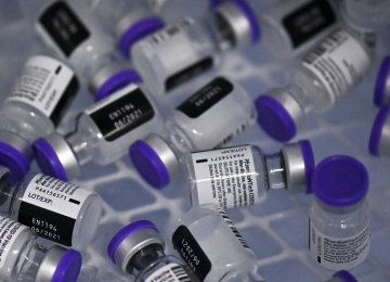 Ministério da Saúde anuncia distribuição de 1 milhão de doses da vacina da Pfizer no mês de maio
