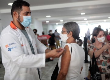 Rio Verde avança na 2ª dose da vacina AstraZeneca/Fiocruz neste sábado (21)