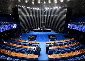 Votação de PL que amplia acesso do Prouni para alunos sem bolsa é adiada por Senado